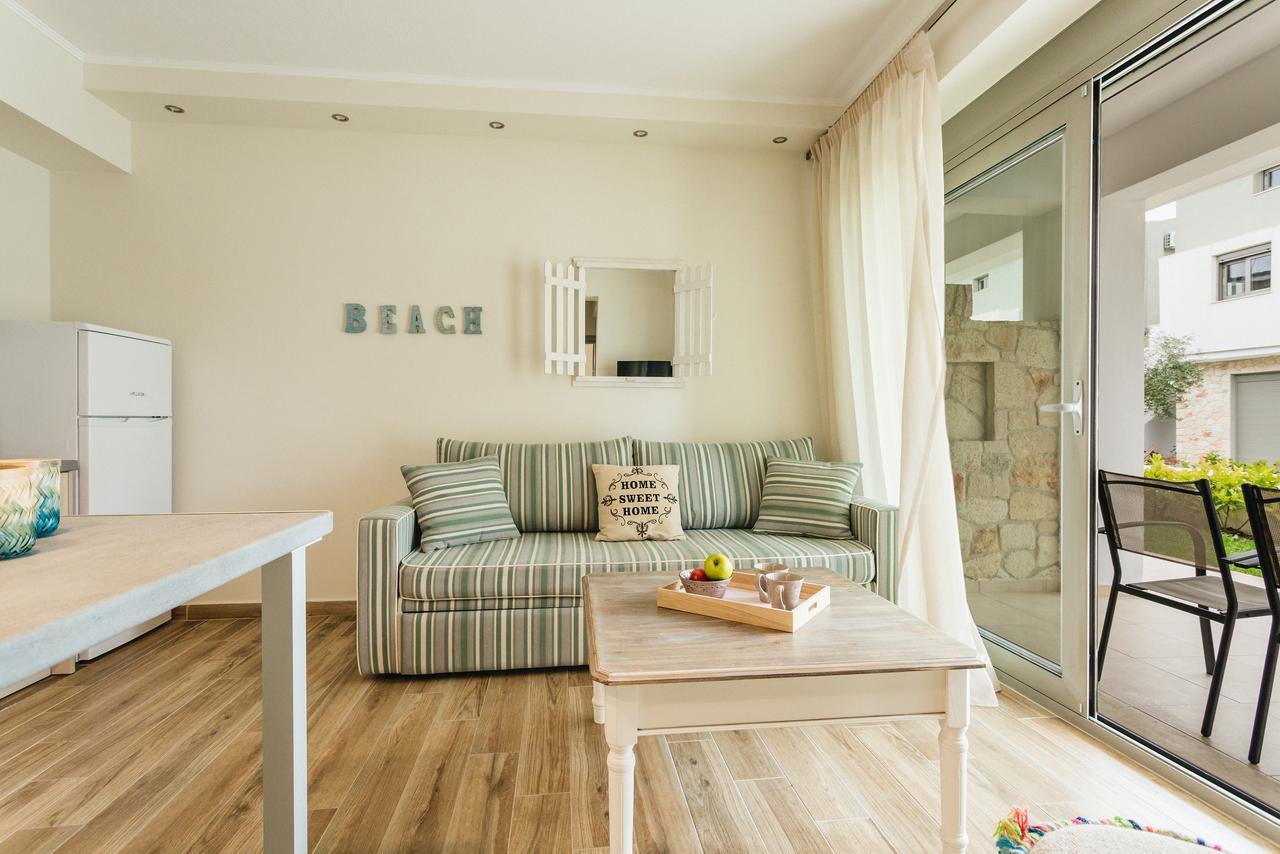 Ferienwohnung Enastron Pefkochori Exterior foto